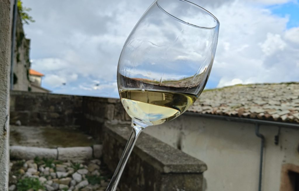 montefusco _ calice cantina